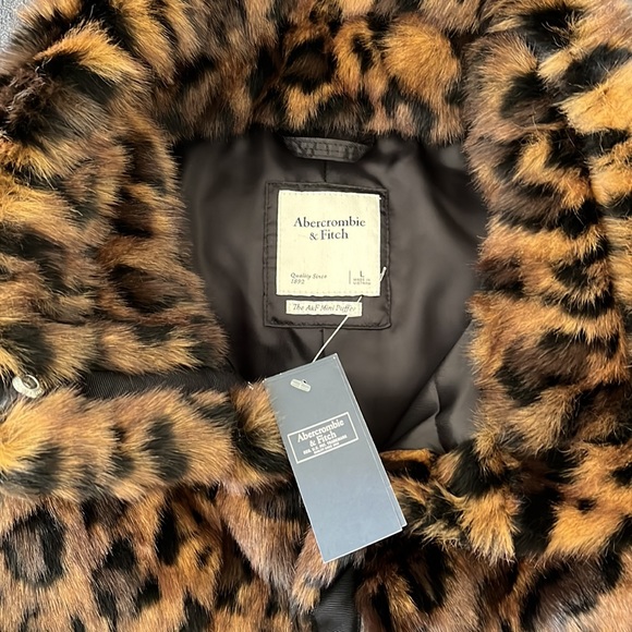 BNWT ABERCROMBIE & FITCH JACKET - Picture 2 of 4